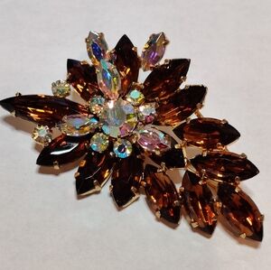 Vintage 60s Amber Glass Crystal Brooch